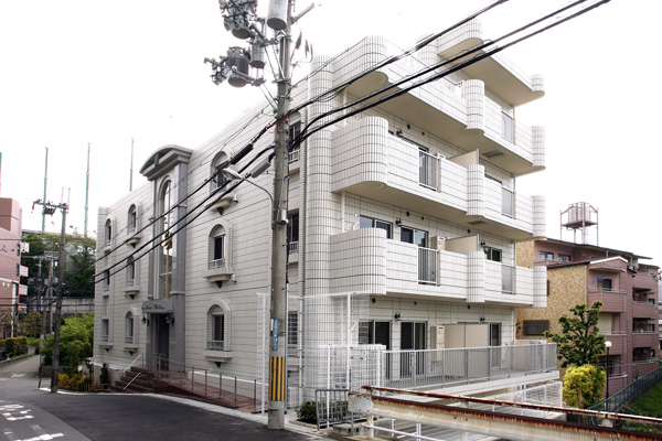 Bellemaison Senri Chuoh