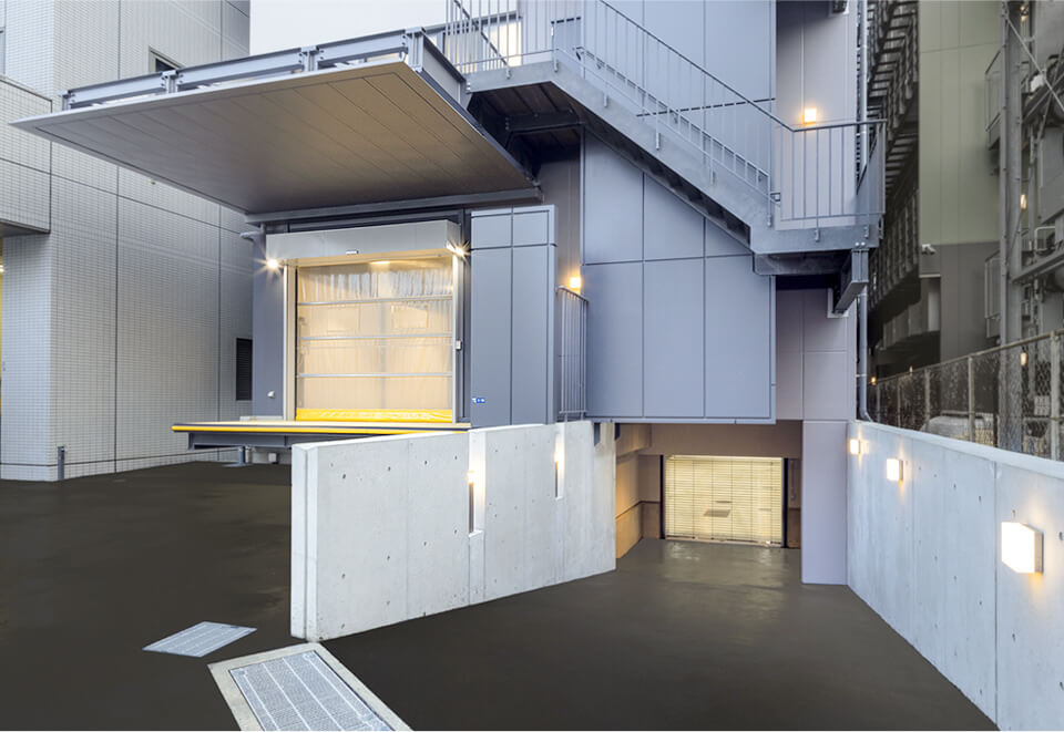 日理株式会社 大阪物流センター（大阪府東大阪市）03